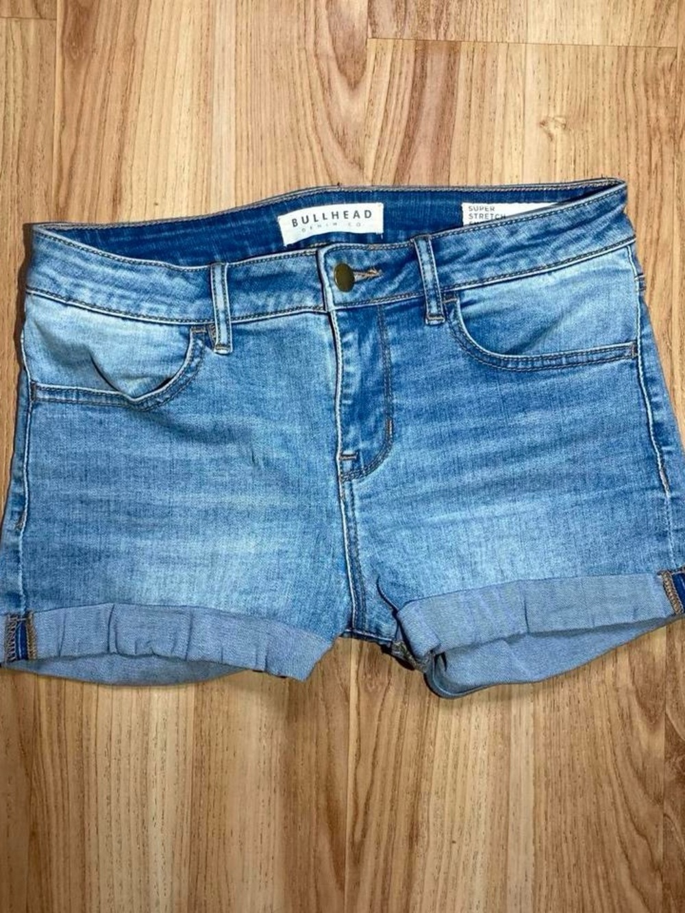 Bullhead Light Wash Rolled Hem Denim Shorts